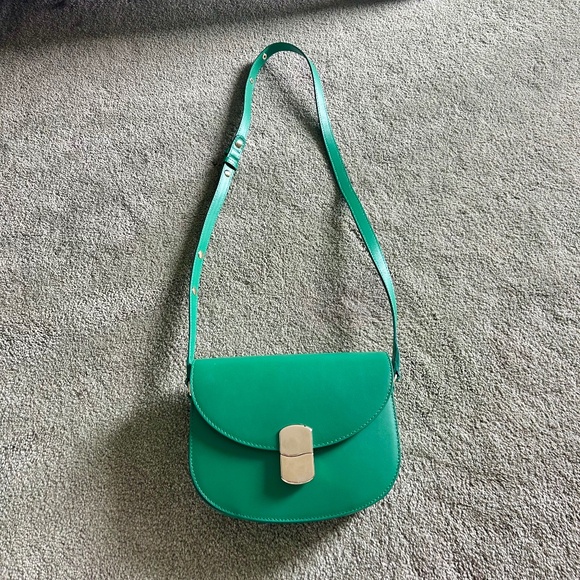 Sezane Handbags - NWT Sezane Claude Sac in Smooth Green